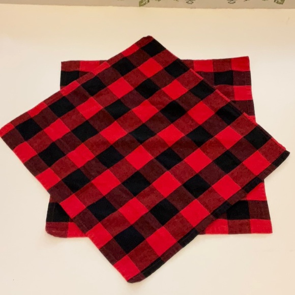 Chriistmas Flannel Giftbag w faux trim and pompoms and matching plaid napkins - Picture 6 of 7